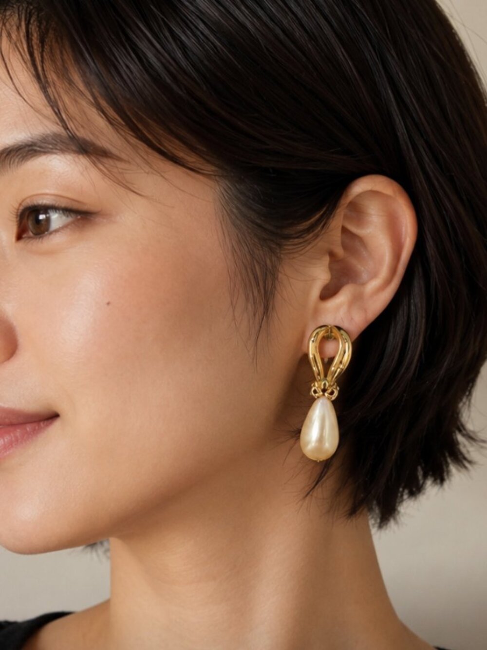 A-10| FAUX Pearl Drop Earrings - clip ons